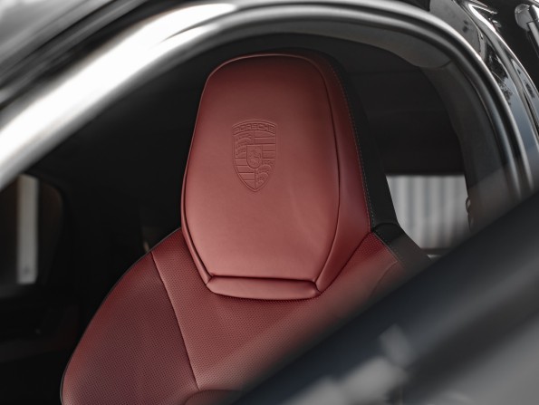 Новый Porsche Cayenne III Рестайлинг 2024 года, цена 26 825 300 рублей, внедорожник, Автокод Объявления