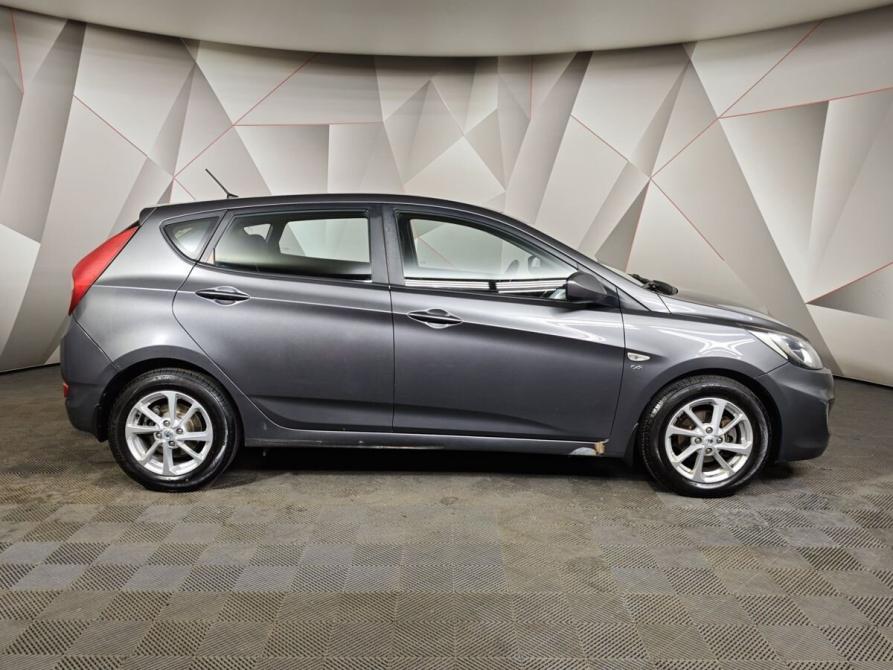 Hyundai Solaris I Москва  - изображение 6