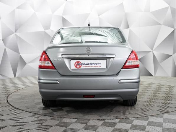 Nissan Tiida I Рестайлинг с пробегом 2013 года, цена 730 000 рублей, 240000 км, седан, Автокод Объявления