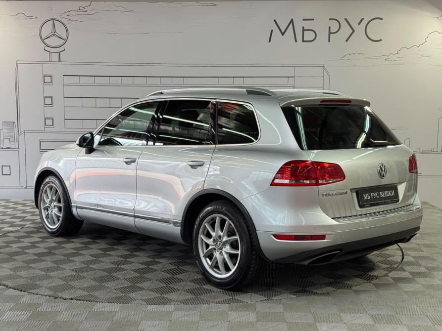 Volkswagen Touareg II Москва  - изображение 9