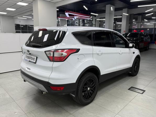 Ford Kuga II Рестайлинг с пробегом 2017 года, цена 1 770 000 рублей, 89901 км, внедорожник, Автокод Объявления