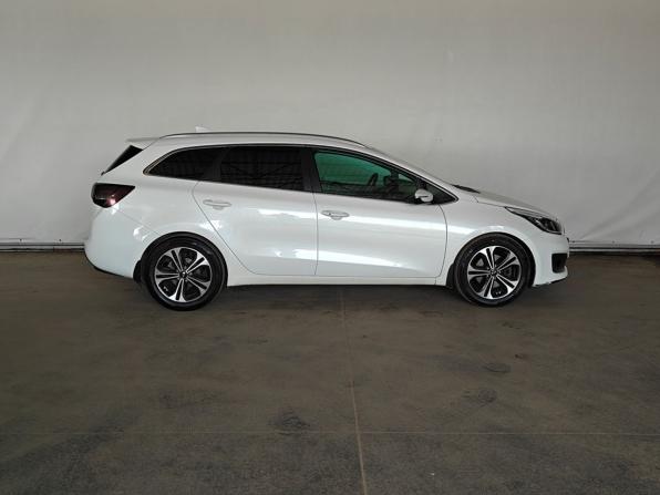 Kia Ceed II Рестайлинг с пробегом 2017 года, цена 1 197 000 рублей, 205672 км, универсал, Автокод Объявления
