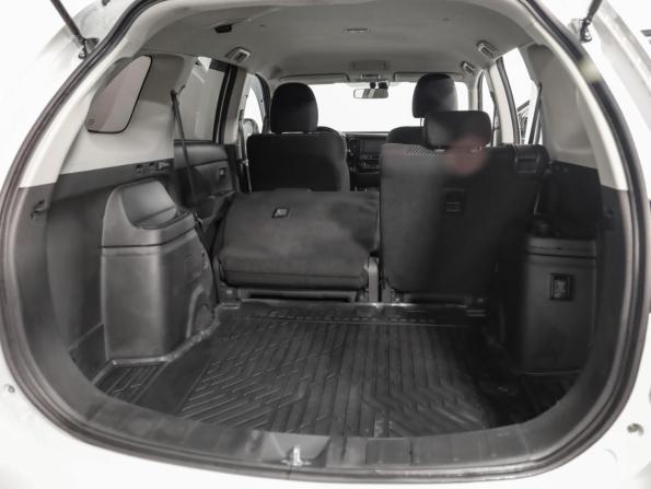 Mitsubishi Outlander III Рестайлинг 3 с пробегом 2019 года, цена 1 799 000 рублей, 136541 км, внедорожник, Автокод Объявления