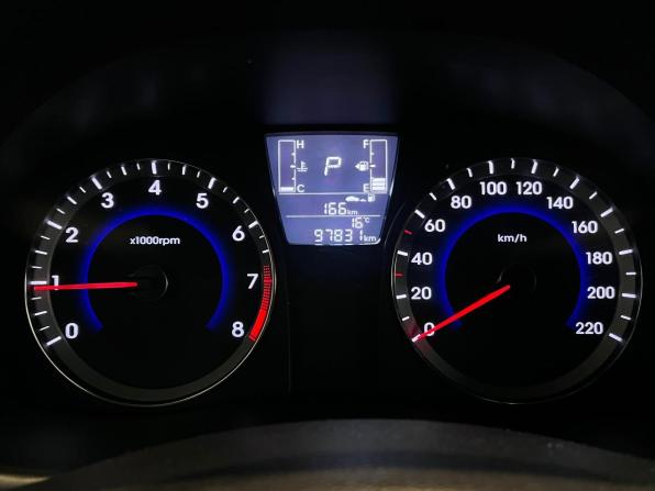 Hyundai Solaris I Рестайлинг с пробегом 2014 года, цена 1 025 000 рублей, 97829 км, седан, Автокод Объявления
