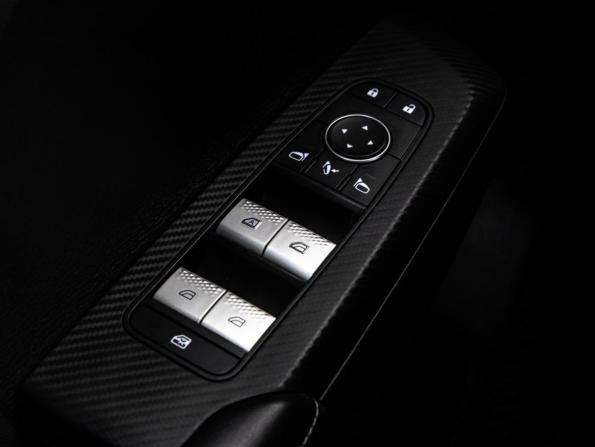 Mitsubishi Outlander IV с пробегом 2022 года, цена 3 160 000 рублей, 67904 км, внедорожник, Автокод Объявления