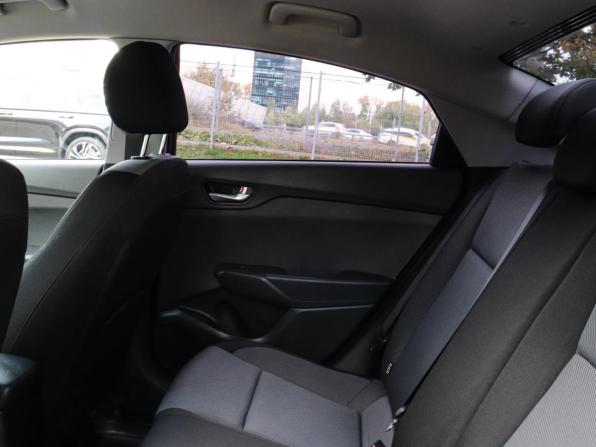 Hyundai Solaris II Рестайлинг с пробегом 2021 года, цена 1 729 000 рублей, 73493 км, седан, Автокод Объявления