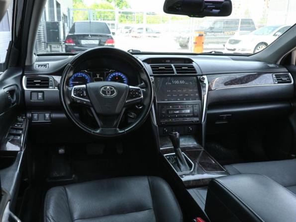 Toyota Camry VII (XV50) Рестайлинг 2 с пробегом 2017 года, цена 2 270 000 рублей, 158310 км, седан, Автокод Объявления