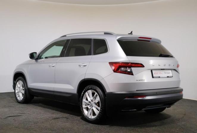 Skoda Karoq I с пробегом 2021 года, цена 2 620 000 рублей, 80739 км, внедорожник, Автокод Объявления