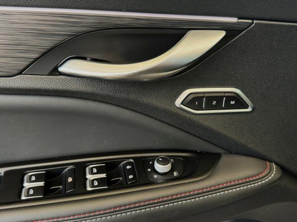 Geely Tugella I Рестайлинг с пробегом 2023 года, цена 2 590 000 рублей, 77362 км, внедорожник, Автокод Объявления