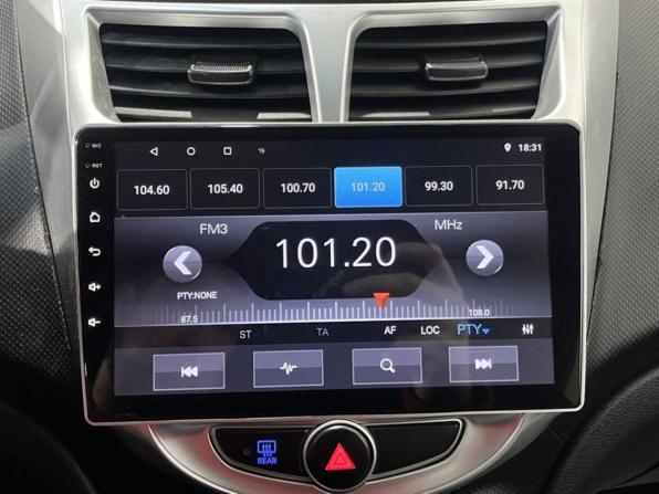 Hyundai Solaris I с пробегом 2013 года, цена 795 000 рублей, 191850 км, хэтчбек, Автокод Объявления