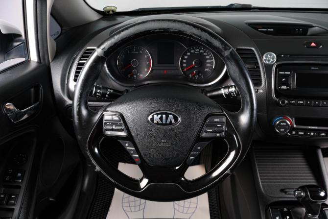 Kia Cerato III Рестайлинг (Classic) с пробегом 2017 года, цена 1 429 000 рублей, 176400 км, седан, Автокод Объявления