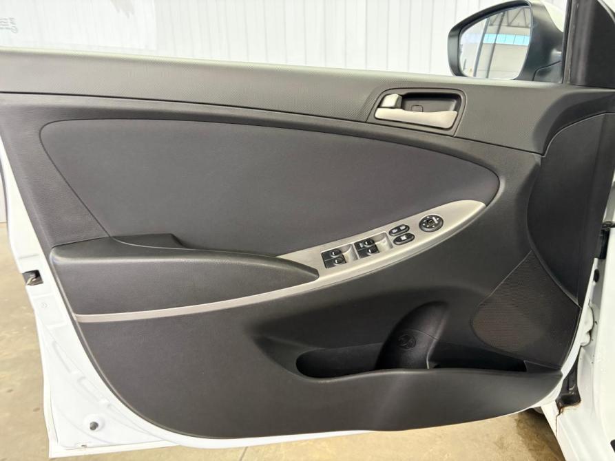 Hyundai Solaris I Рестайлинг Краснодар  - изображение 16