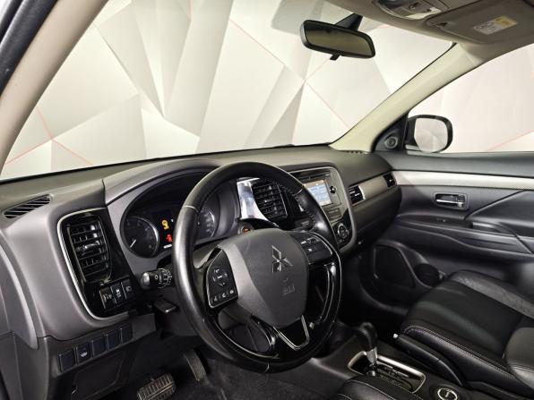 Mitsubishi Outlander III Рестайлинг 2 с пробегом 2015 года, цена 1 685 000 рублей, 167100 км, внедорожник, Автокод Объявления