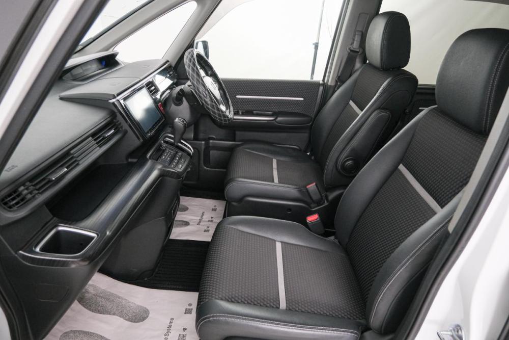 Honda Stepwgn V Красноярск  - изображение 14