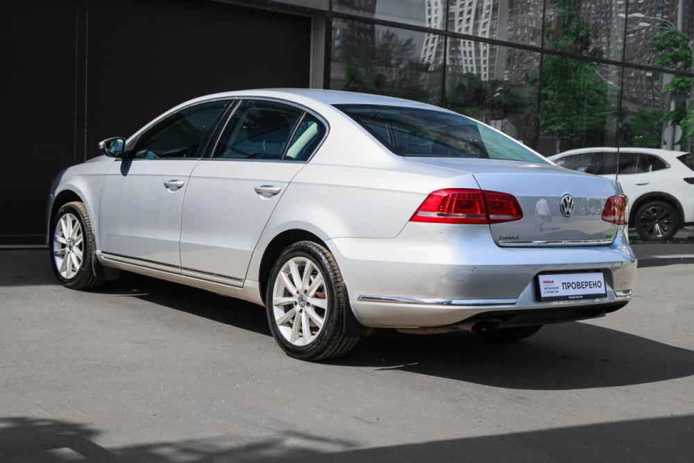 Volkswagen Passat B7 Москва  - изображение 6