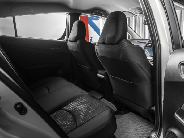 Toyota Prius IV (XW50) с пробегом 2016 года, цена 1 749 000 рублей, 152370 км, лифтбек, Автокод Объявления