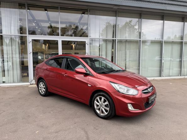 Hyundai Solaris I с пробегом 2014 года, цена 899 000 рублей, 106000 км, седан, Автокод Объявления