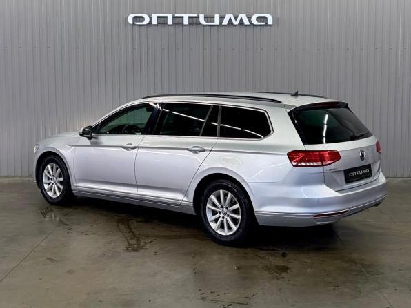 Volkswagen Passat B8 Рестайлинг с пробегом 2019 года, цена 2 097 000 рублей, 237319 км, универсал, Автокод Объявления