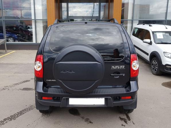 Chevrolet Niva I Рестайлинг с пробегом 2018 года, цена 920 000 рублей, 52636 км, внедорожник, Автокод Объявления