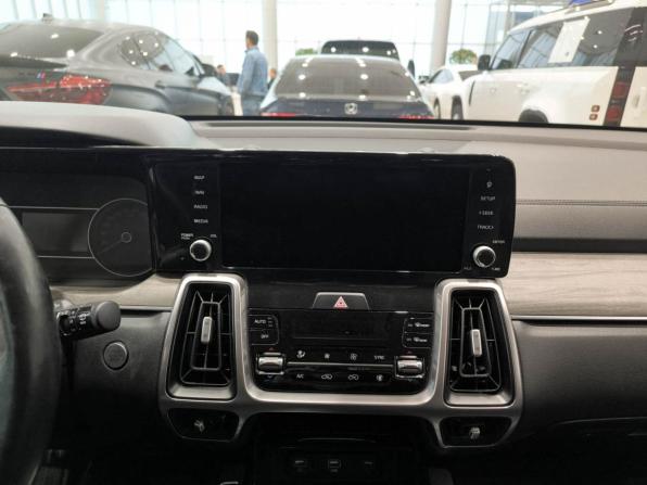 Kia Sorento IV с пробегом 2021 года, цена 3 300 000 рублей, 111000 км, внедорожник, Автокод Объявления
