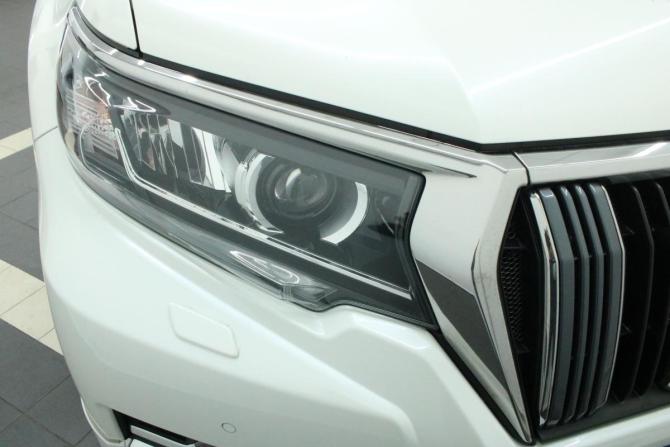 Toyota Land Cruiser Prado 150 Series Рестайлинг 2 с пробегом 2019 года, цена 4 480 000 рублей, 320210 км, внедорожник, Автокод Объявления