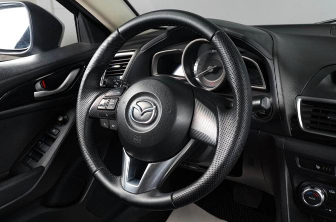 Mazda 3 III (BM) с пробегом 2013 года, цена 1 099 000 рублей, 343611 км, хэтчбек, Автокод Объявления