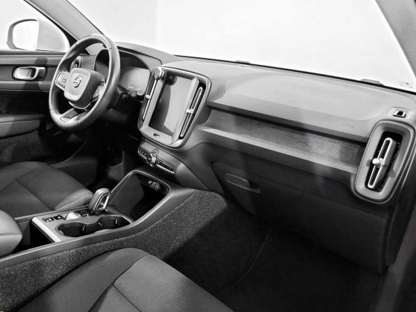 Volvo XC40 I с пробегом 2018 года, цена 2 770 000 рублей, 166334 км, внедорожник, Автокод Объявления