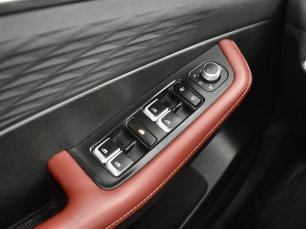 Geely Coolray I Рестайлинг с пробегом 2024 года, цена 1 933 900 рублей, 98015 км, внедорожник, Автокод Объявления
