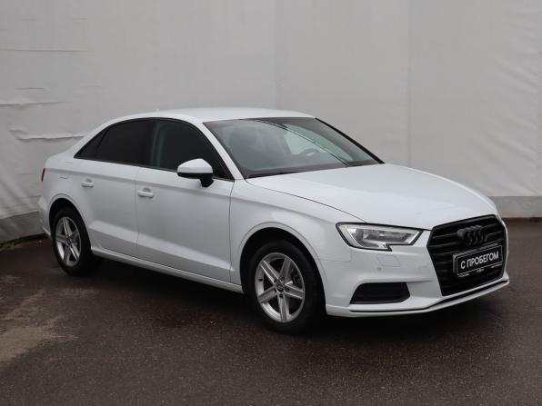 Audi A3 III (8V) Рестайлинг с пробегом 2018 года, цена 1 999 000 рублей, 118225 км, седан, Автокод Объявления