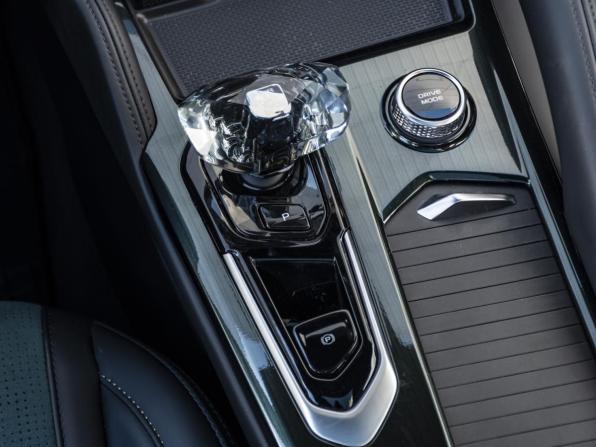 Geely Monjaro I с пробегом 2023 года, цена 3 210 000 рублей, 28500 км, внедорожник, Автокод Объявления