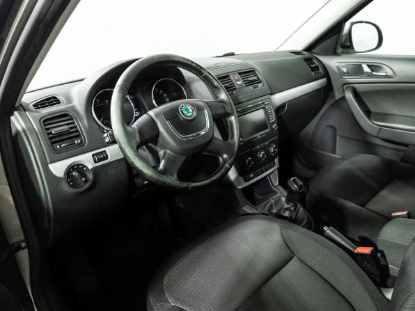 Skoda Yeti I с пробегом 2012 года, цена 799 585 рублей, 133000 км, внедорожник, Автокод Объявления