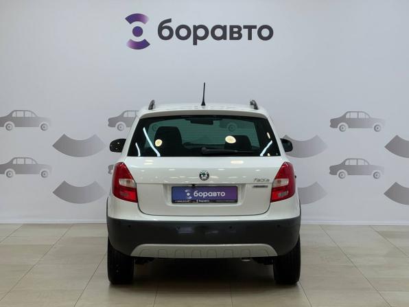 Skoda Fabia II Рестайлинг с пробегом 2011 года, цена 879 000 рублей, 190024 км, хэтчбек, Автокод Объявления