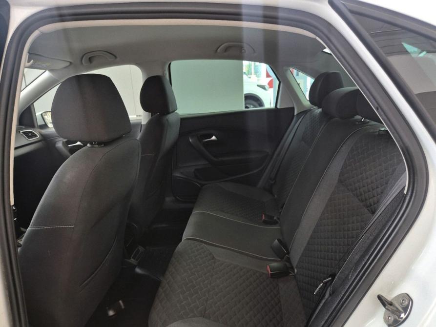 Volkswagen Polo V Рестайлинг Екатеринбург  - изображение 12