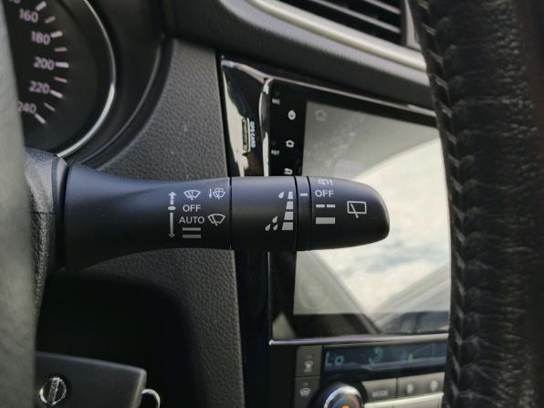 Nissan Qashqai II с пробегом 2018 года, цена 1 095 000 рублей, 158584 км, внедорожник, Автокод Объявления