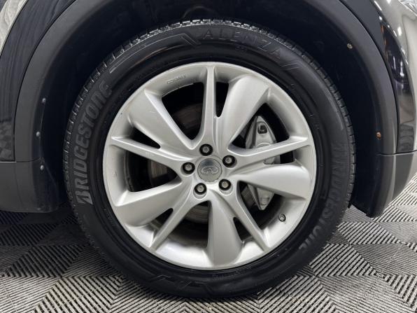 Infiniti FX II (S51) Рестайлинг с пробегом 2012 года, цена 1 800 000 рублей, 181557 км, внедорожник, Автокод Объявления