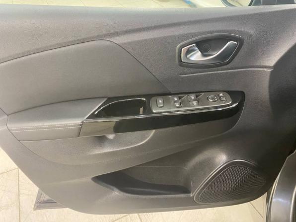 Renault Kaptur I Рестайлинг с пробегом 2021 года, цена 1 449 800 рублей, 191000 км, внедорожник, Автокод Объявления