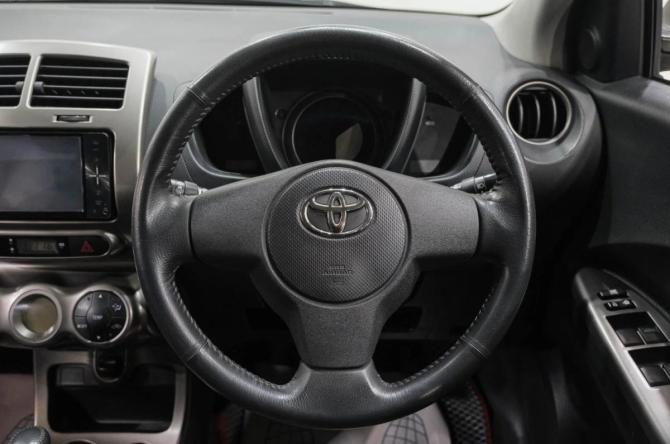 Toyota Ist II с пробегом 2010 года, цена 1 179 000 рублей, 80000 км, хэтчбек, Автокод Объявления