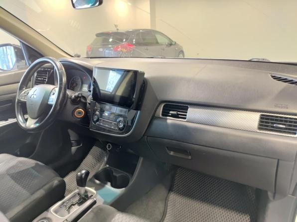 Mitsubishi Outlander III с пробегом 2012 года, цена 1 140 000 рублей, 261844 км, внедорожник, Автокод Объявления