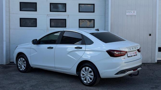 Lada (ВАЗ) Vesta I Рестайлинг (NG) с пробегом 2023 года, цена 1 275 300 рублей, 41594 км, седан, Автокод Объявления