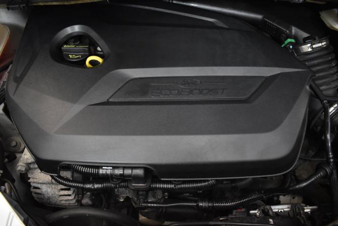 Ford Kuga II с пробегом 2014 года, цена 1 580 000 рублей, 57819 км, внедорожник, Автокод Объявления