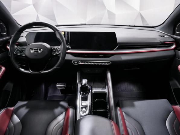 Geely Coolray I Рестайлинг с пробегом 2023 года, цена 2 077 000 рублей, 52808 км, внедорожник, Автокод Объявления