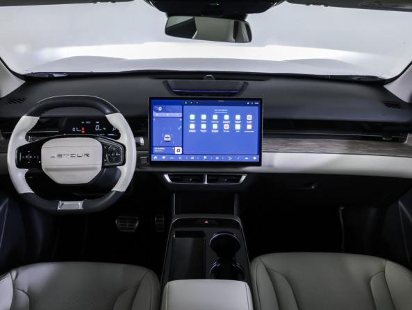 JETOUR DASHING I с пробегом 2023 года, цена 1 887 000 рублей, 48973 км, внедорожник, Автокод Объявления