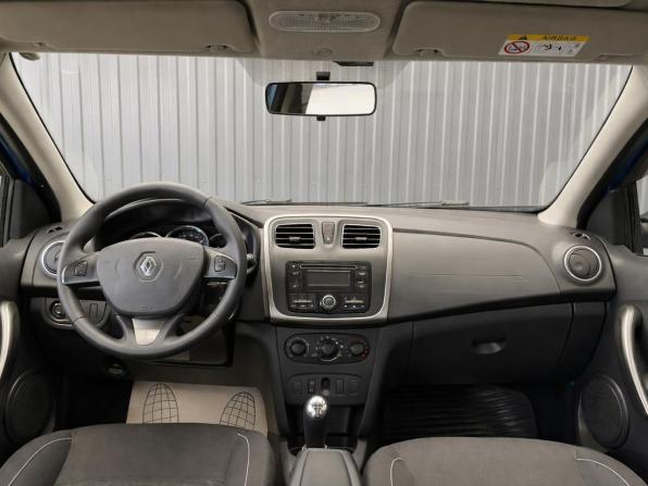 Renault Sandero II с пробегом 2015 года, цена 787 000 рублей, 135193 км, хэтчбек, Автокод Объявления