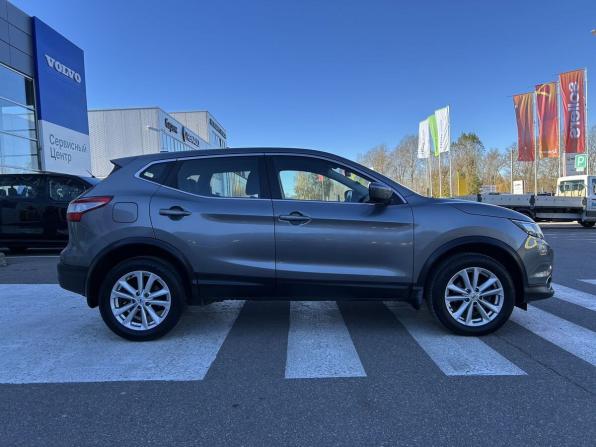 Nissan Qashqai II с пробегом 2018 года, цена 2 050 000 рублей, 77200 км, внедорожник, Автокод Объявления
