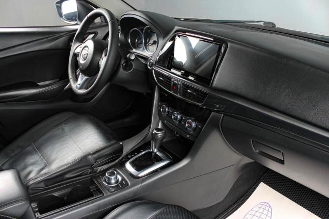 Mazda 6 III (GJ) с пробегом 2013 года, цена 1 229 000 рублей, 300000 км, седан, Автокод Объявления