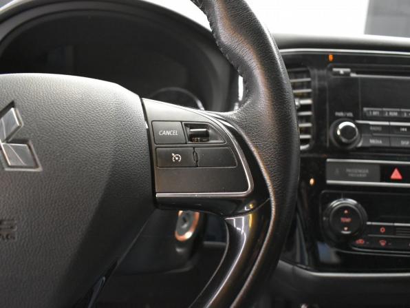 Mitsubishi Outlander III Рестайлинг 3 с пробегом 2019 года, цена 2 240 000 рублей, 128056 км, внедорожник, Автокод Объявления
