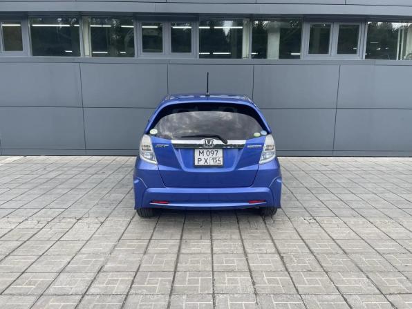 Honda Fit II с пробегом 2011 года, цена 690 000 рублей, 235000 км, хэтчбек, Автокод Объявления