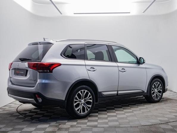 Mitsubishi Outlander III Рестайлинг 2 с пробегом 2017 года, цена 1 995 000 рублей, 104406 км, внедорожник, Автокод Объявления