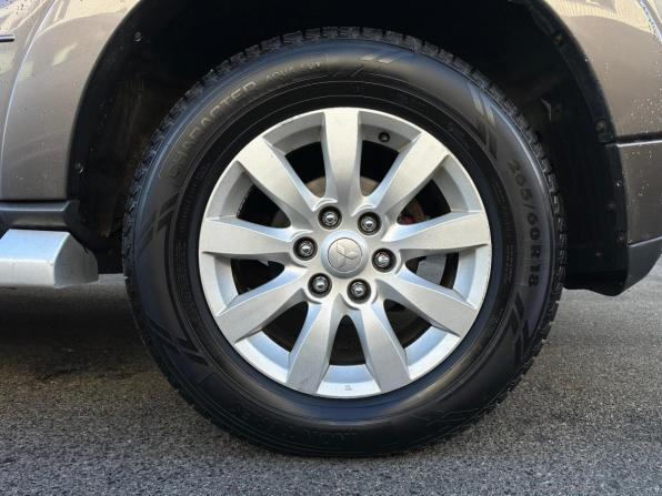 Mitsubishi Pajero IV Рестайлинг 2 с пробегом 2015 года, цена 1 850 000 рублей, 239406 км, внедорожник, Автокод Объявления