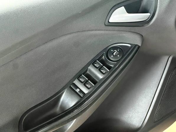 Ford Focus III с пробегом 2013 года, цена 830 000 рублей, 163767 км, седан, Автокод Объявления